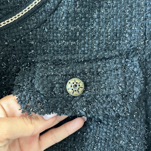 Black Bouclé Longline Coat with Gold Chain Trim – Sophisticated & Timeless - Picture 4 of 7